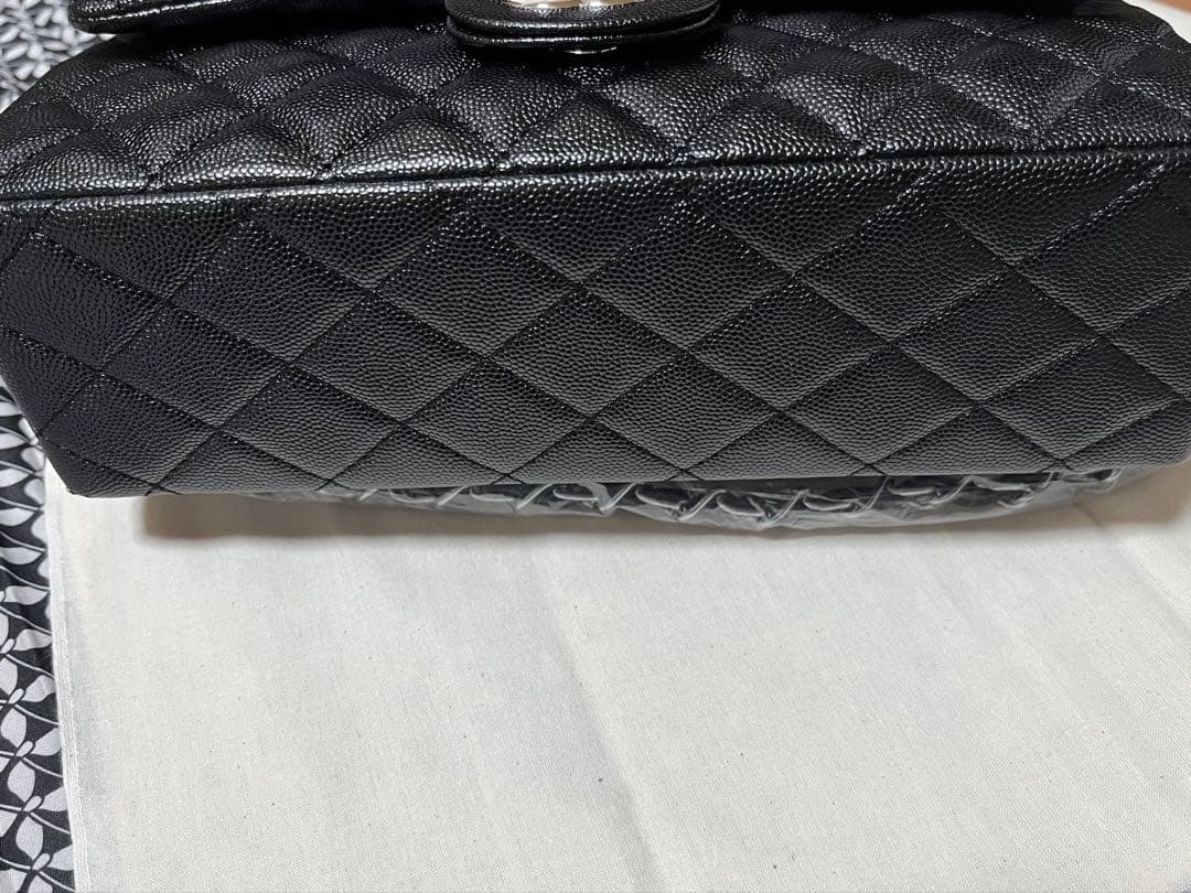 CHANEL 黒キャビアスキン シルバーチェーン ノベルティ