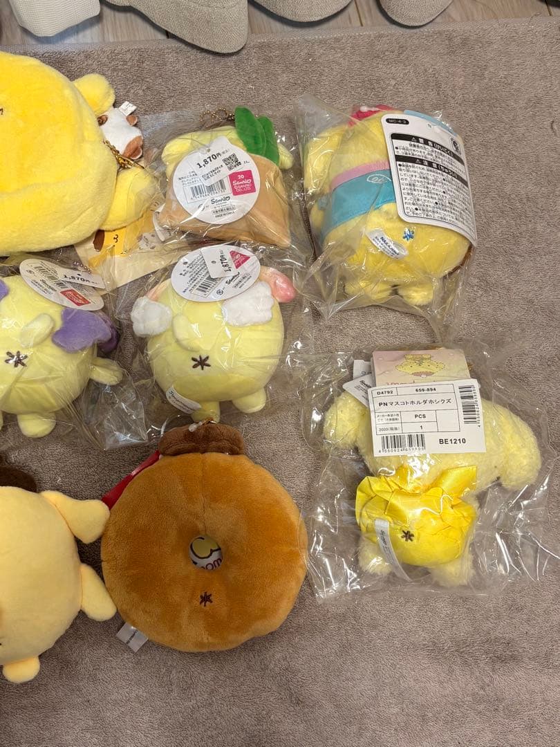 ポムポムプリン　マスコット　ぬいぐるみ　まとめ売り