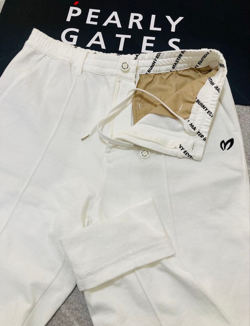 新品 パーリーゲイツ マスターバニー レーヨン裏毛ストレッチパンツ(6)LL/白