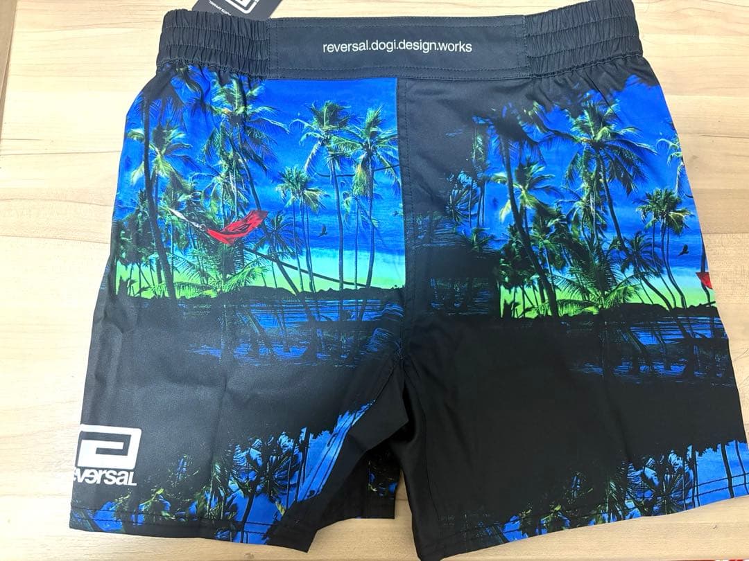 新品reversalファイトパンツM