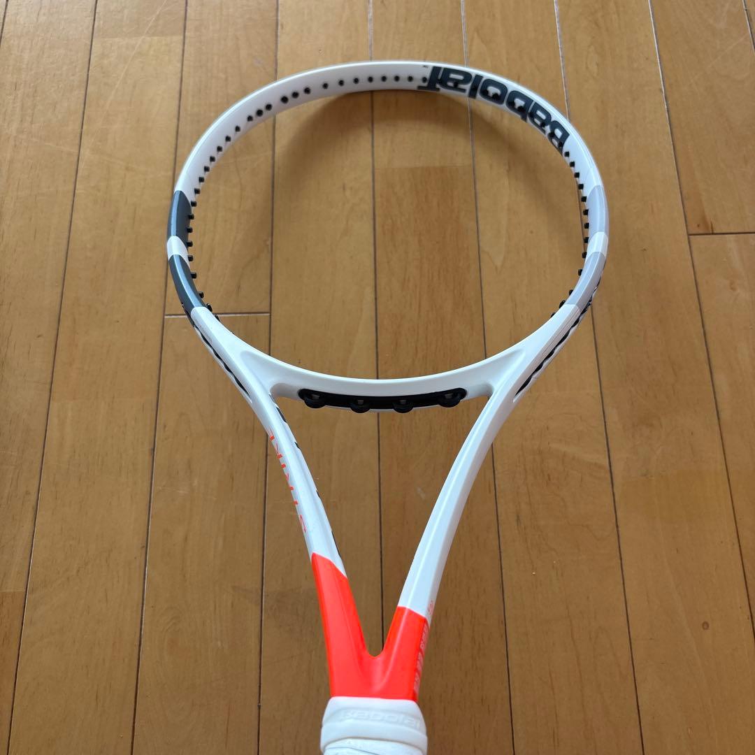 バボラ PURE STRIKE TEAM 100 G2