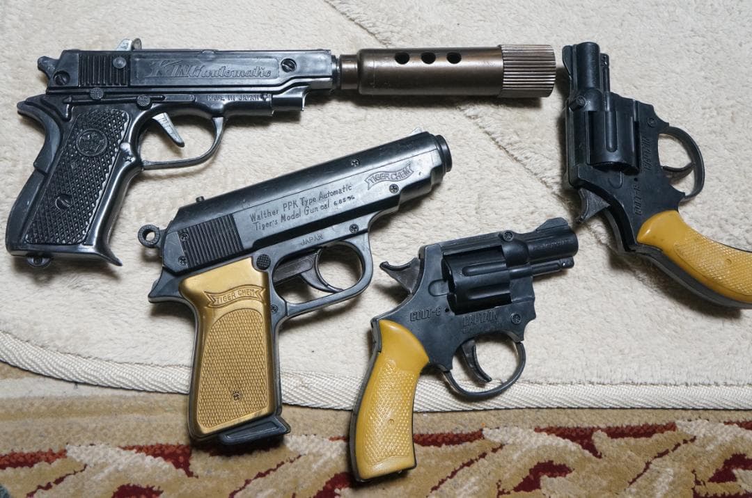 昭和レトロ　拳銃　玩具　　巻玉鉄砲？10 点　現状渡し品