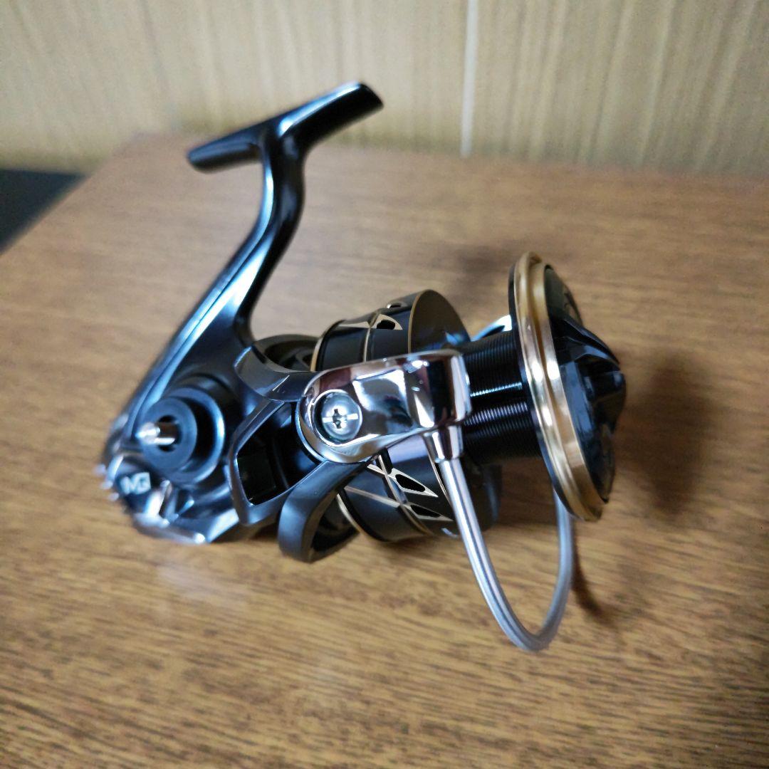 DAIWA CALDIA SW 10000-H スピニングリール
