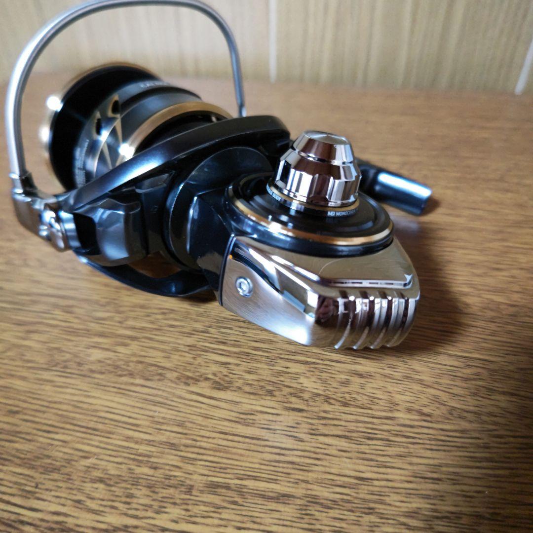 DAIWA CALDIA SW 10000-H スピニングリール
