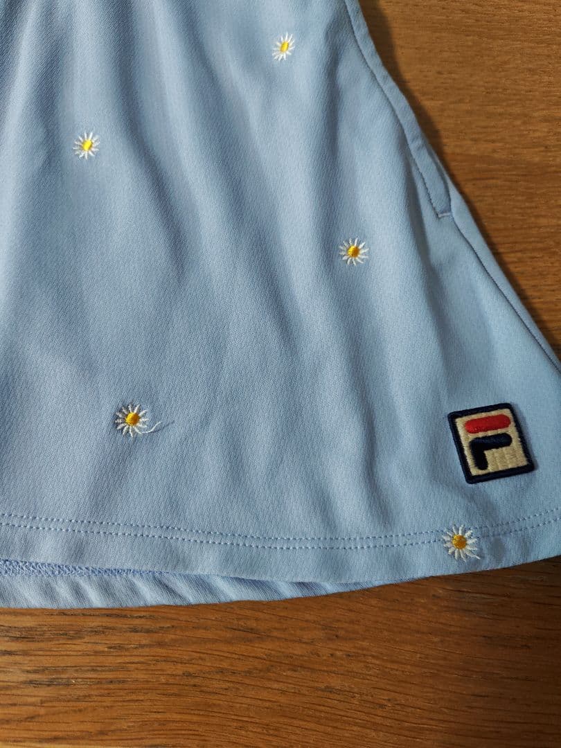 FILA 水色 花柄刺繍 　上下セット