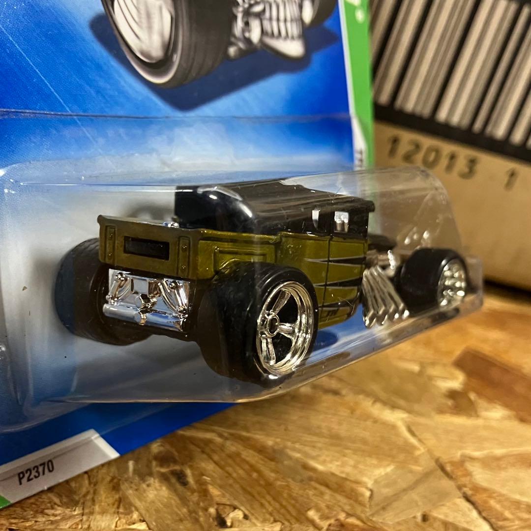 ホットウィール スーパートレジャーハント　ボーン シェイカー