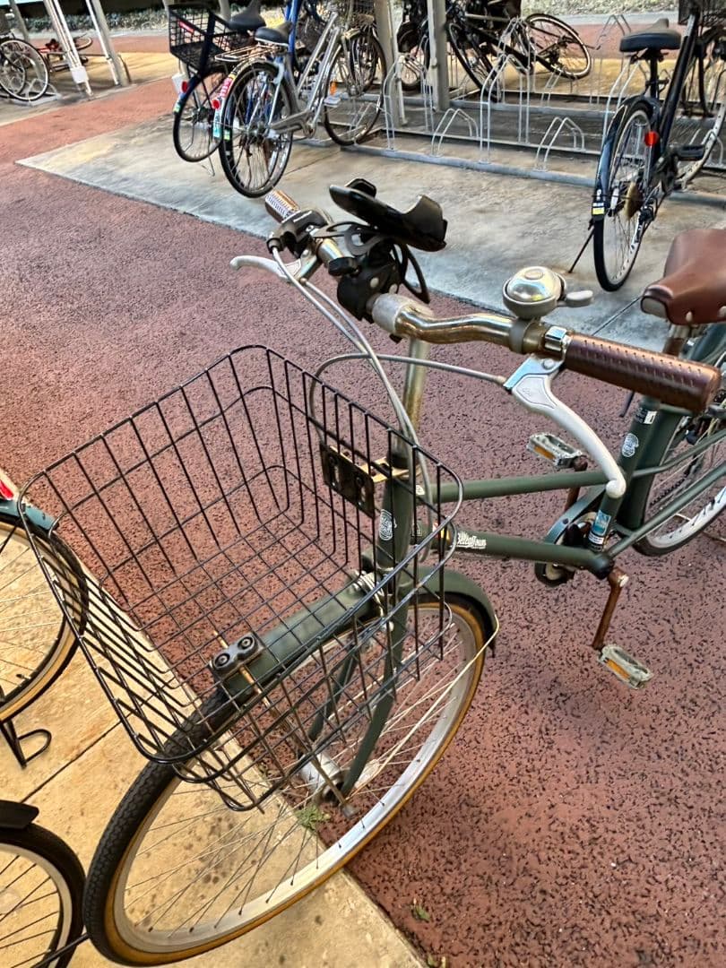 【引取限定】シティサイクル 自転車 グリーン カゴ付き 6段ギア