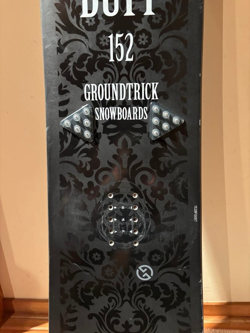 GT board BUFF 24-25 152 スノボ　CROOJA
