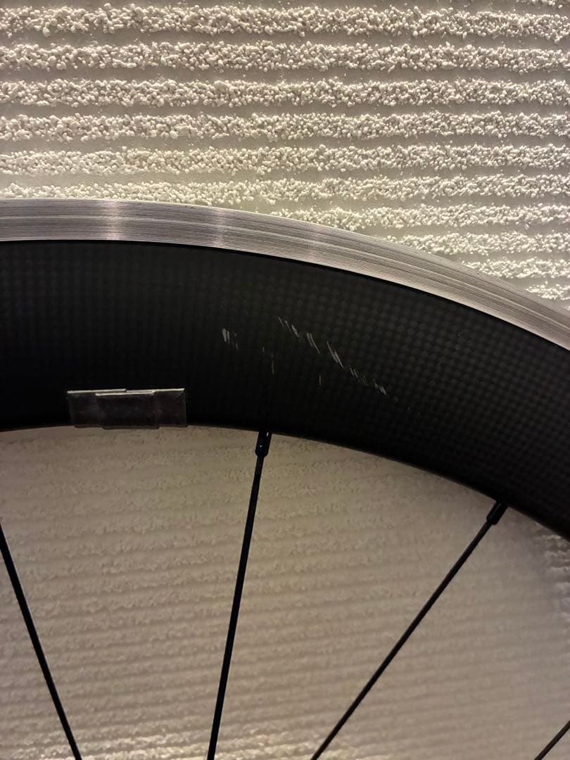 カーボンホイール　DURA ACE FH-9000 C60相当　クリンチャー