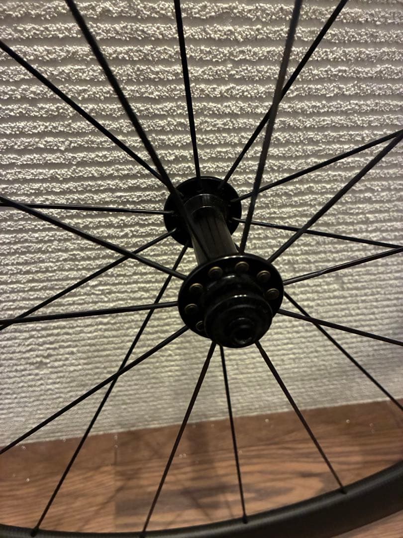 カーボンホイール　DURA ACE FH-9000 C60相当　クリンチャー