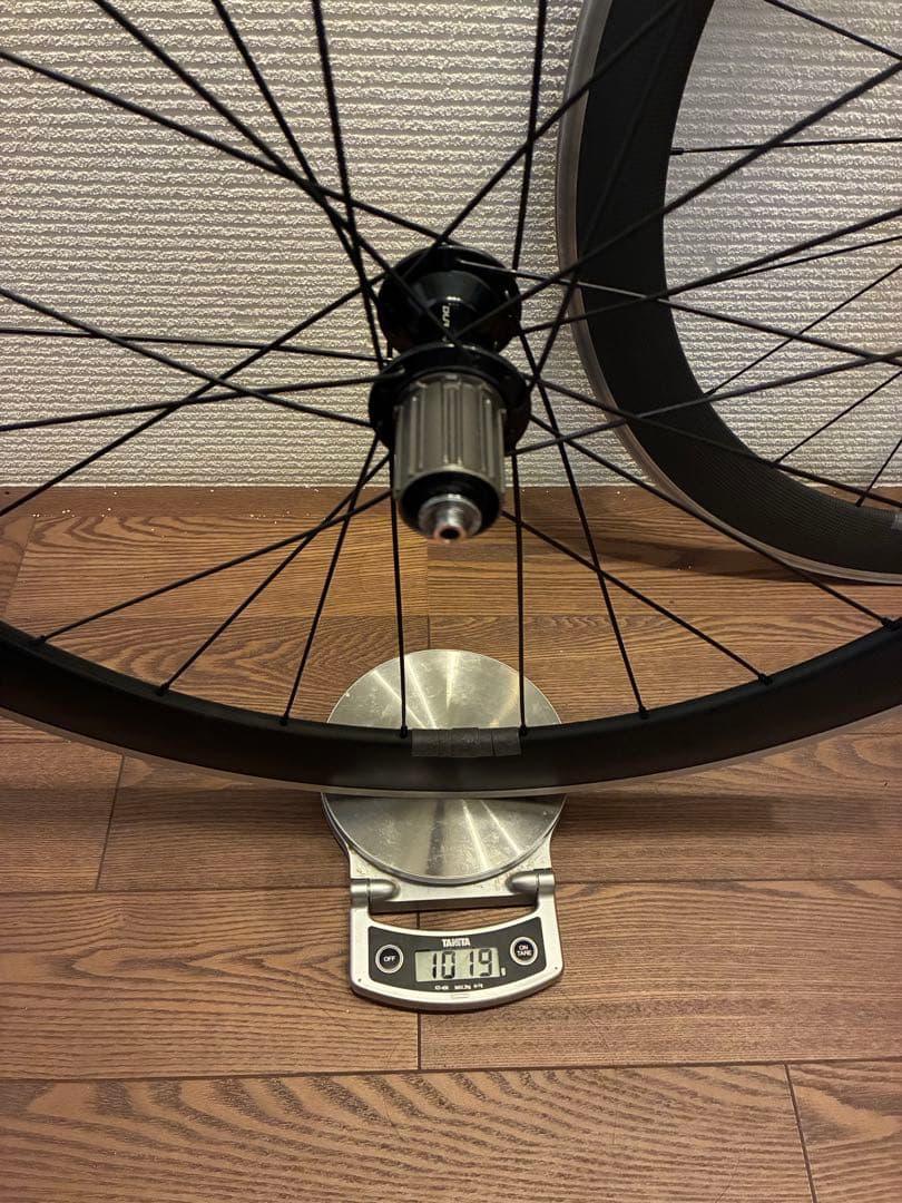 カーボンホイール　DURA ACE FH-9000 C60相当　クリンチャー