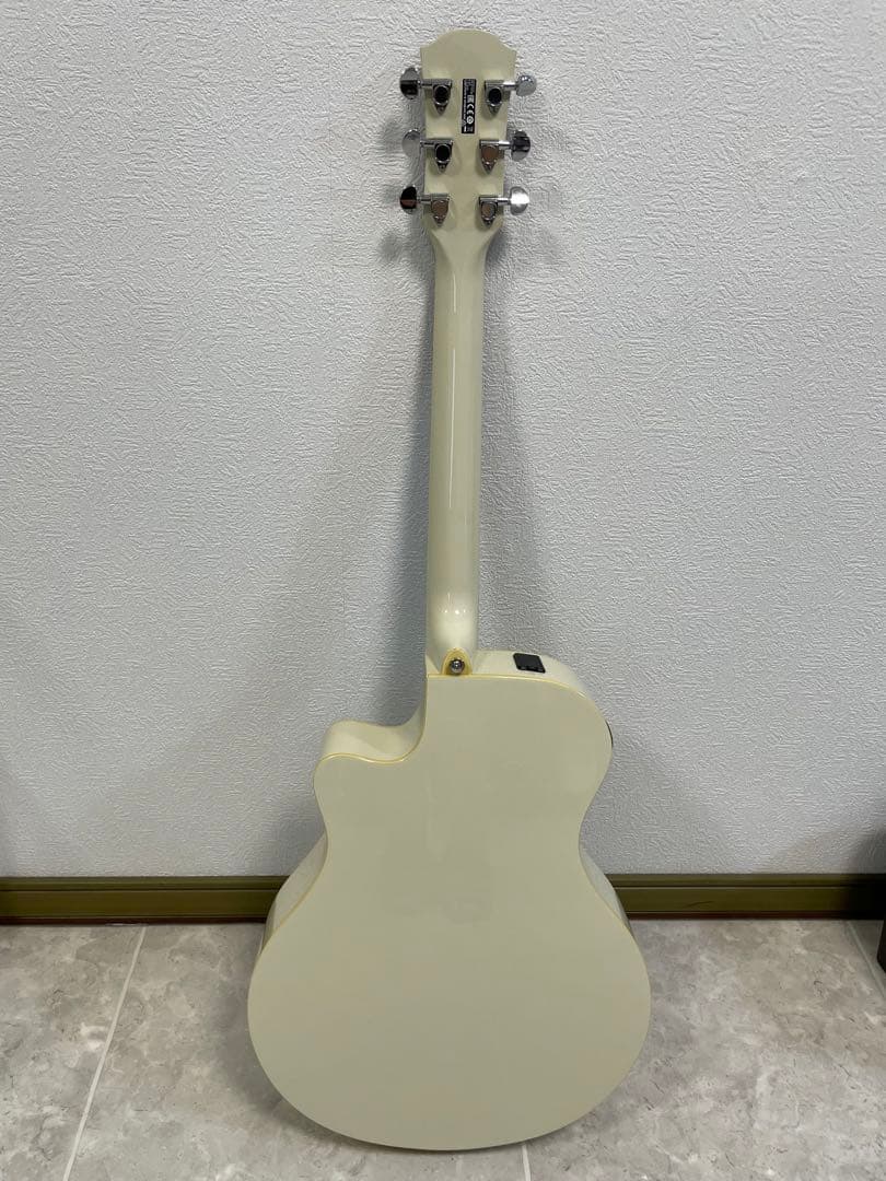 Yamaha FX600 ホワイトアコースティックギター