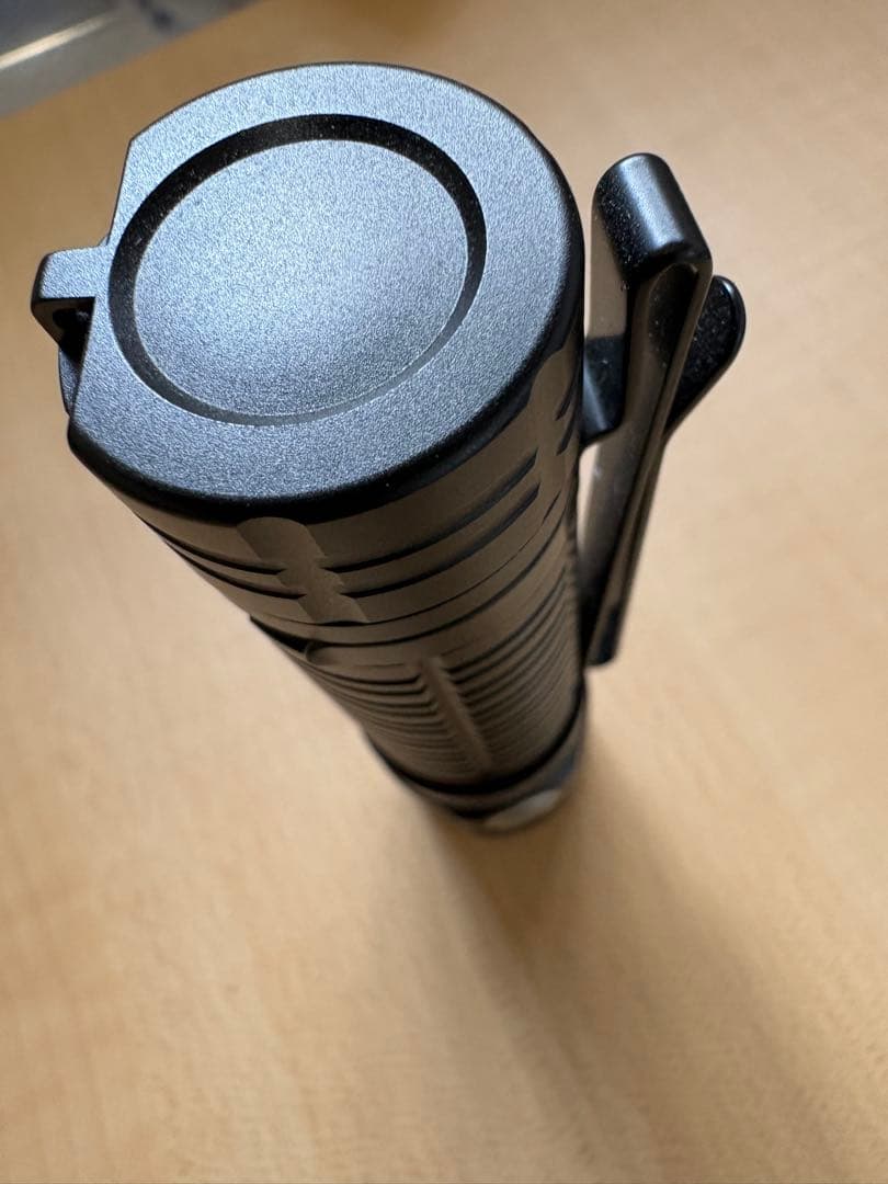 THRUNITE T2 懐中電灯