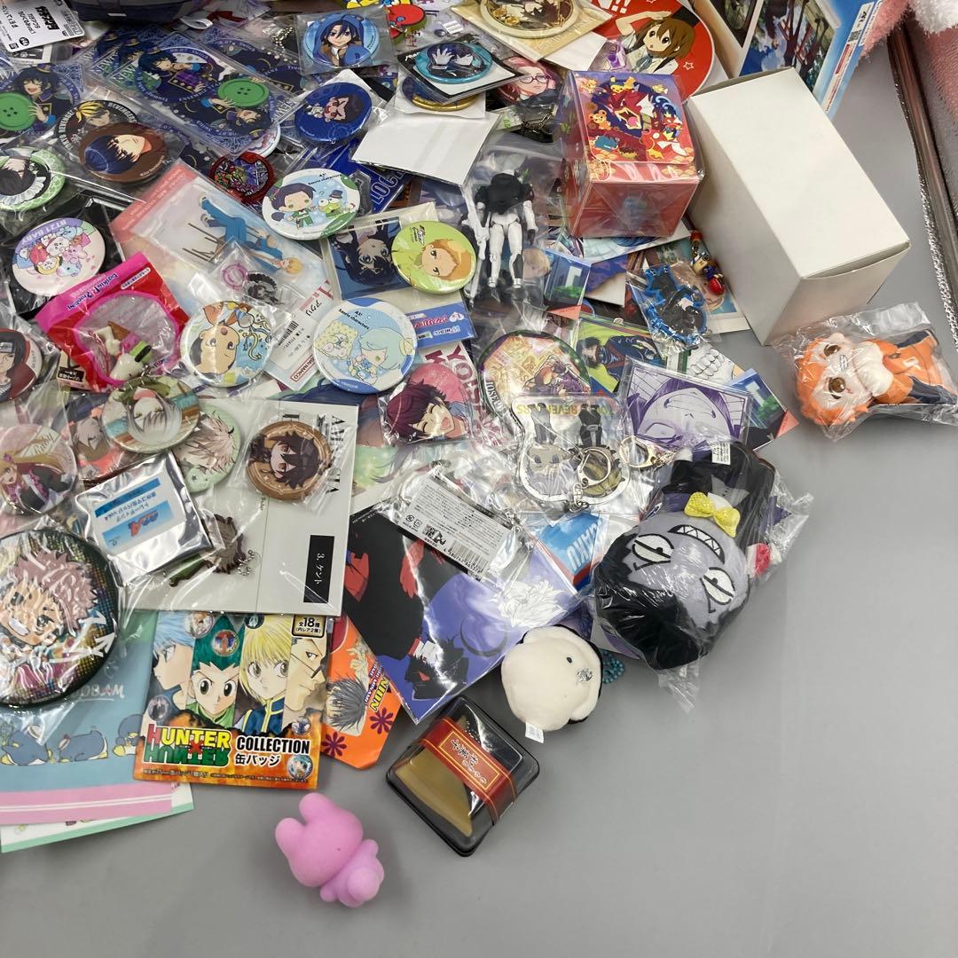 アニメグッズ　まとめ売り 100点以上