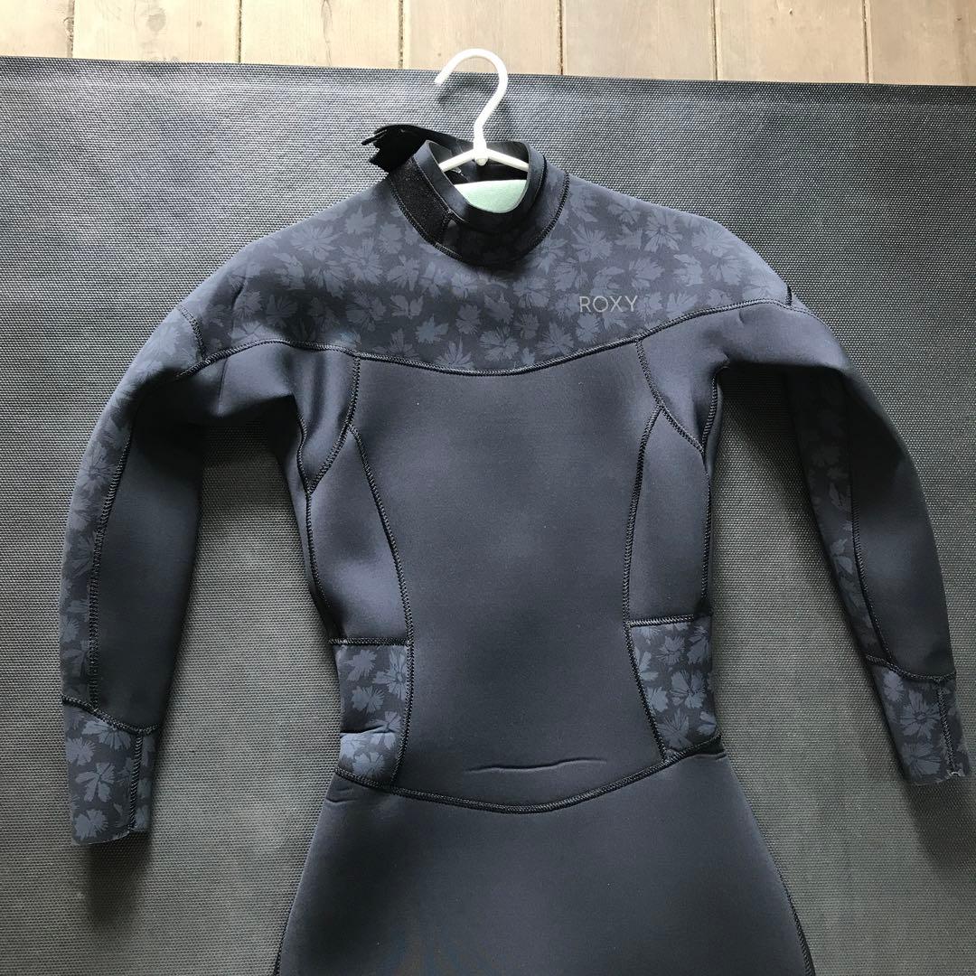ROXY フルスーツ ダークグレーMサイズ定価¥42,900