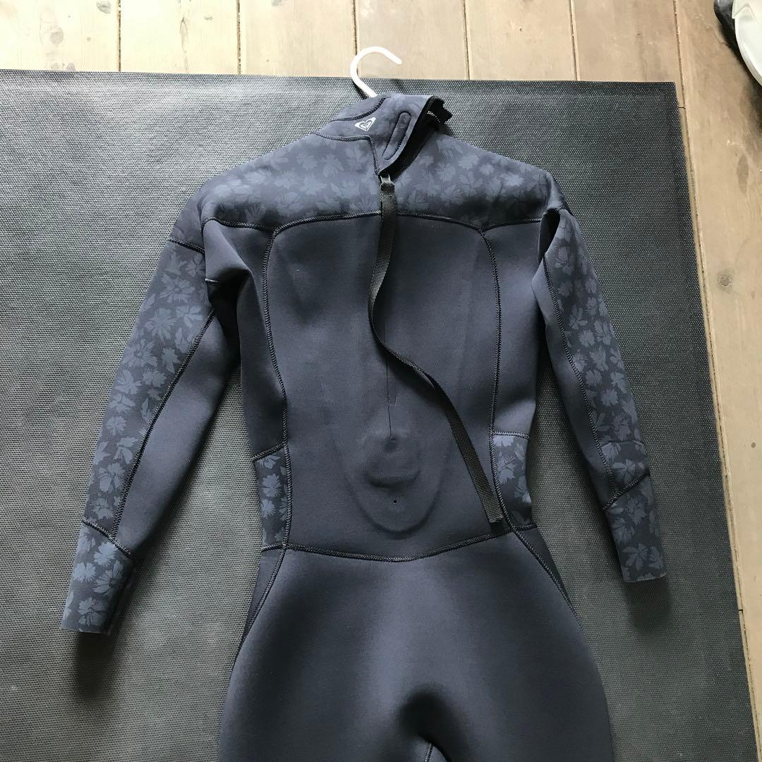 ROXY フルスーツ ダークグレーMサイズ定価¥42,900