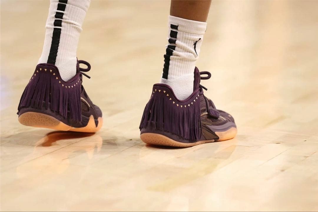 ANTA KAI1 KYRIE IRVING カイリー　アービング バッシュ 紫