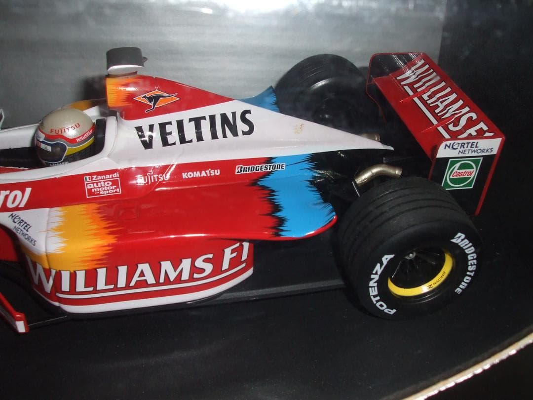ウィリアムズ　F1　ショーカー　１９９９　ザナルディ　ミニチャンプス　１／１８