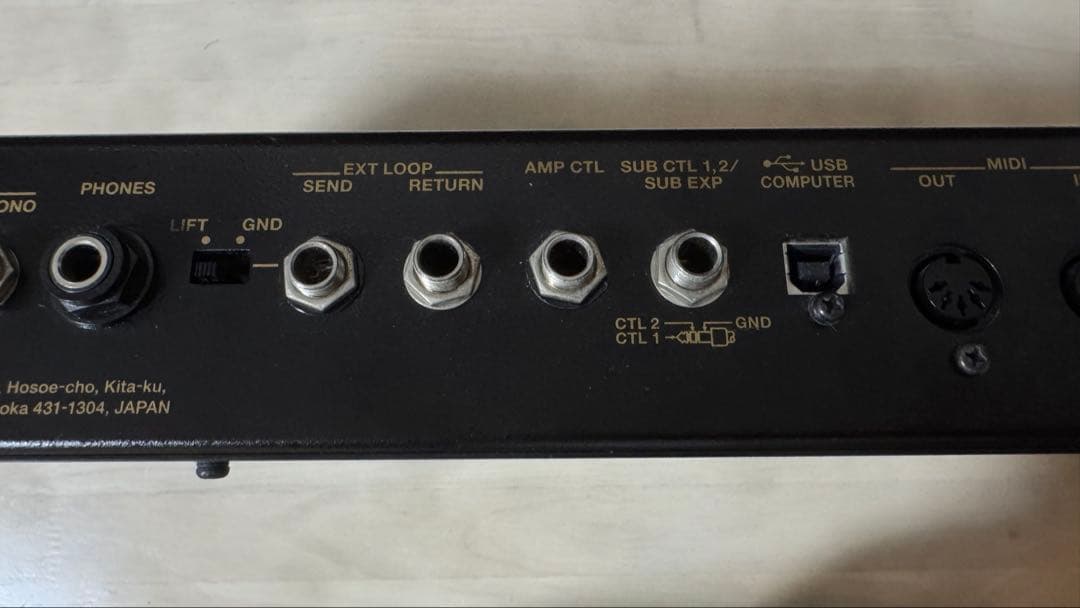 BOSS GT-100 ギターエフェクトプロセッサー