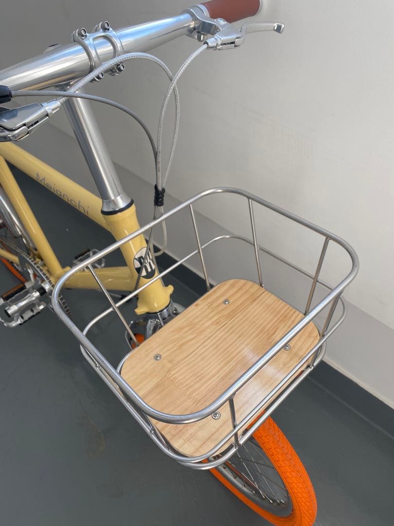 新品未使用 ミニベロ 自転車 アルミ 内装変速 泥除け カゴ 本革サドルグリップ