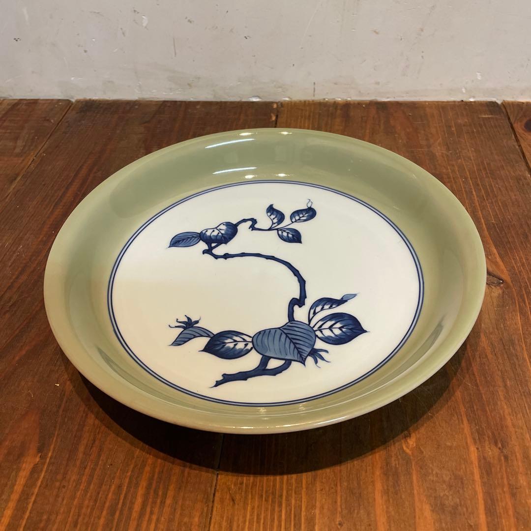美品　有田焼　源右衛門窯　青磁木の葉文　盛り皿　ティファニーコラボ