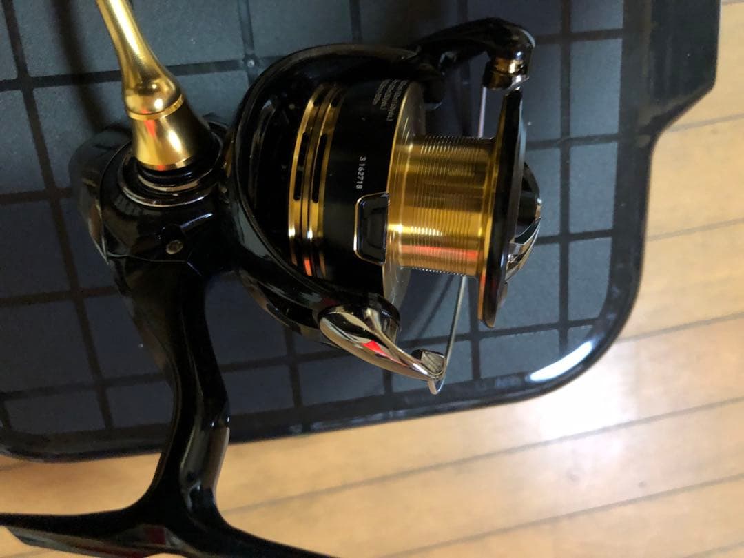 Daiwa スピニングリール　レガリス LT-5000-CXH