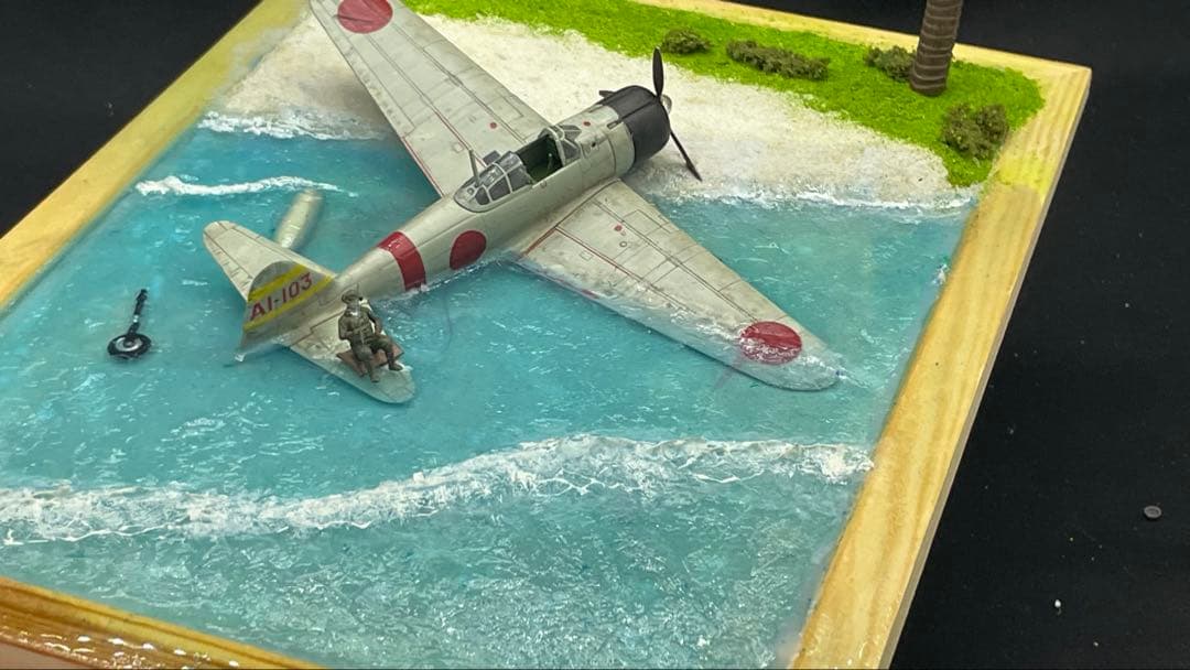 不時着した零戦と釣りを始める搭乗員　レジンジオラマ 完成品