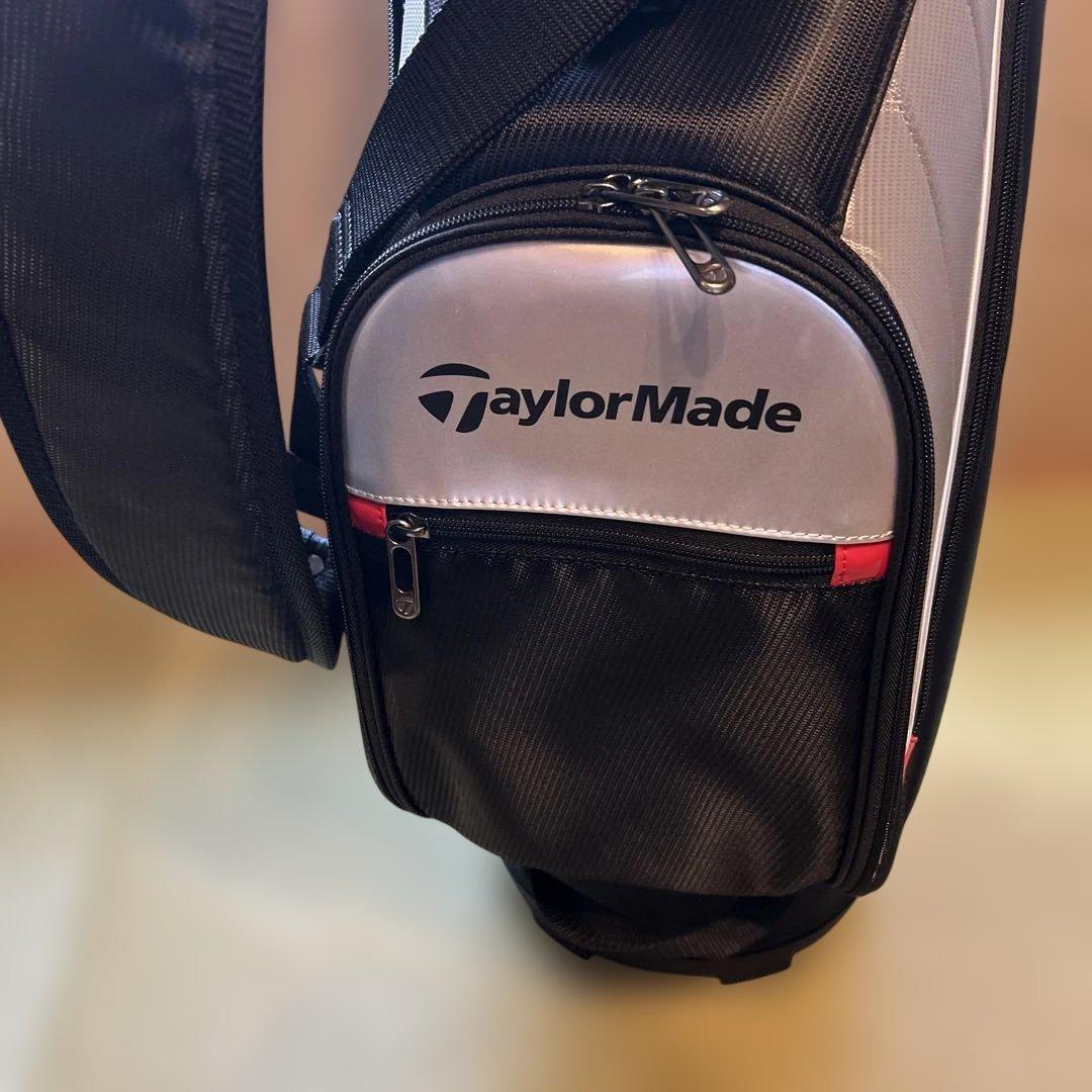 ★★Taylor Made テイラーメイド／ゴルフキャディーバッグ　軽量・美品！
