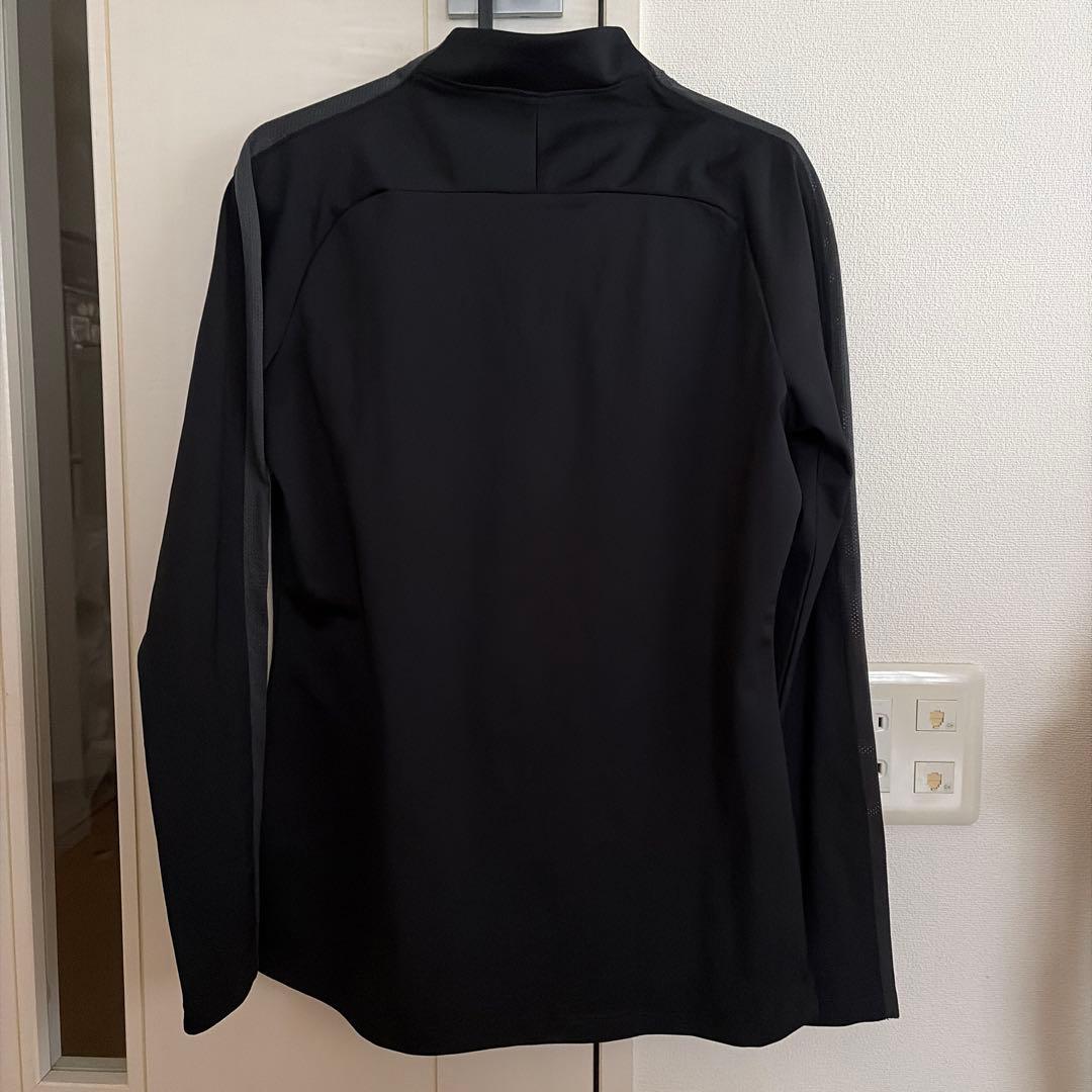 トッテナムホットスパー　トレーニングシャツ　Sサイズ