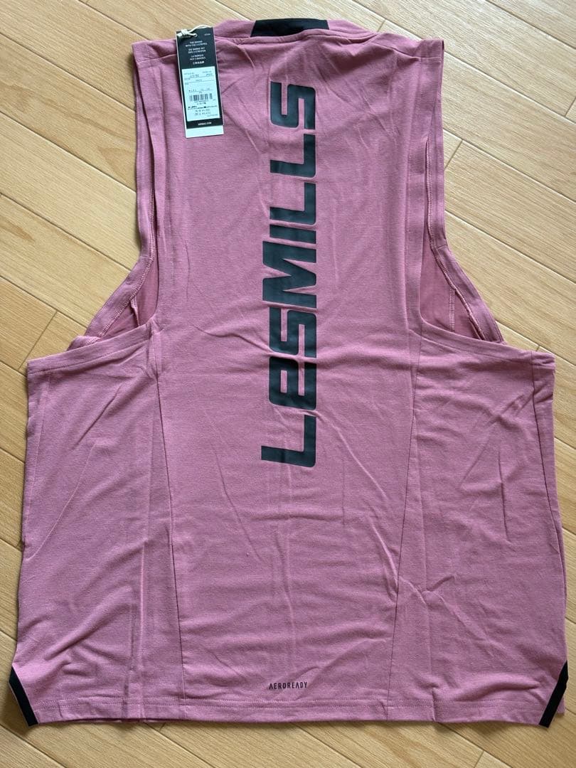adidas LES MILLS メンズノースリーブシャツ ショートパンツセット