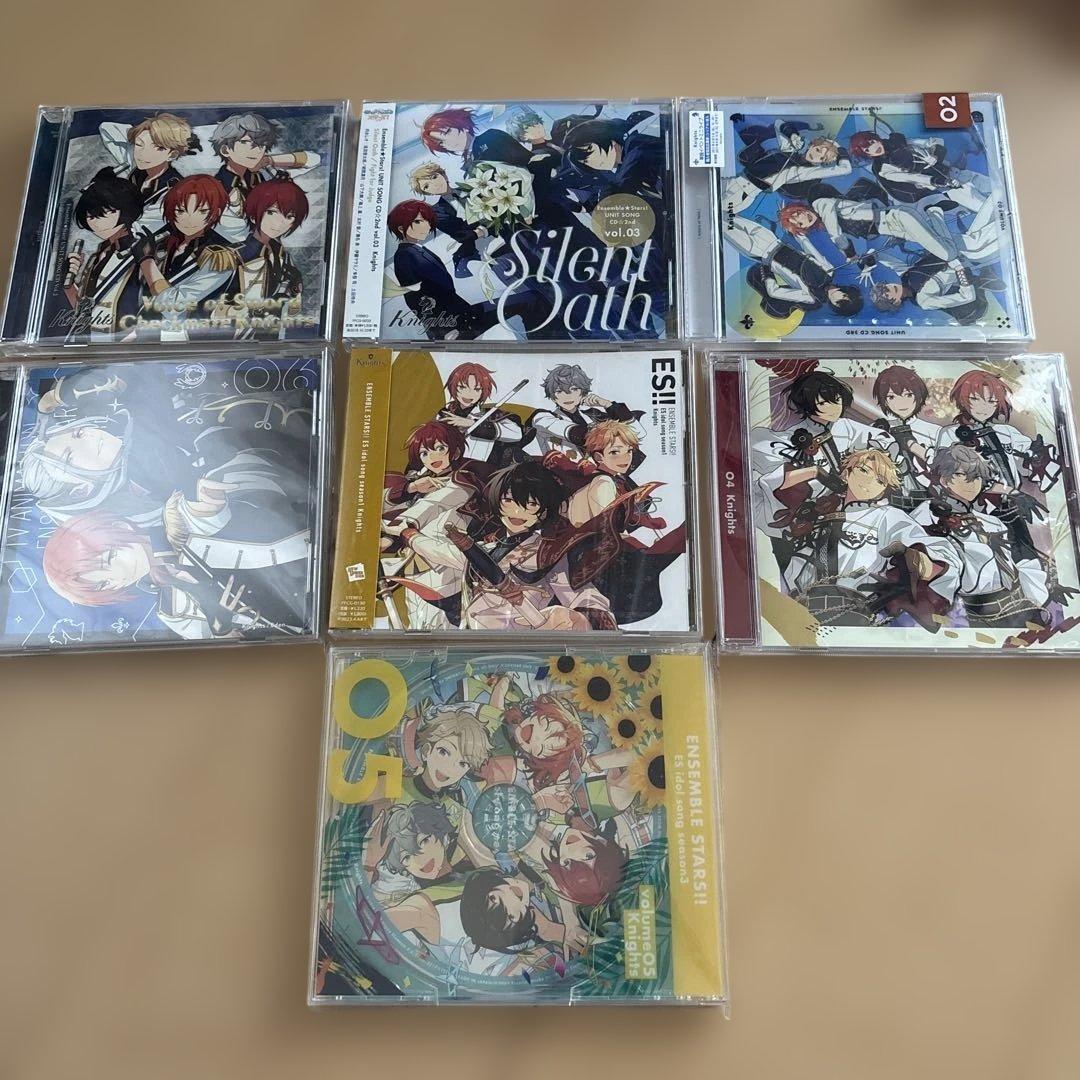 あんスタ　Knights まとめ売り　アクスタ紙類うちわ缶バッジおまんじゅう他