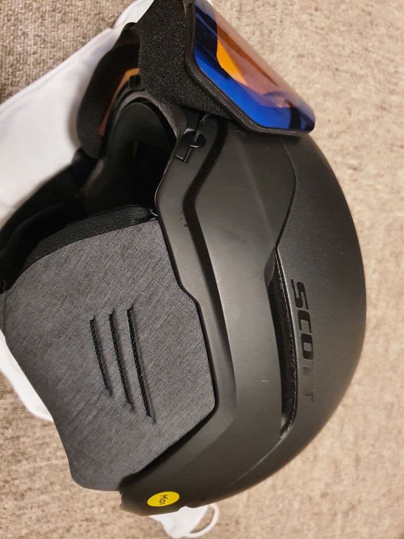 T*P様 board helmet scott