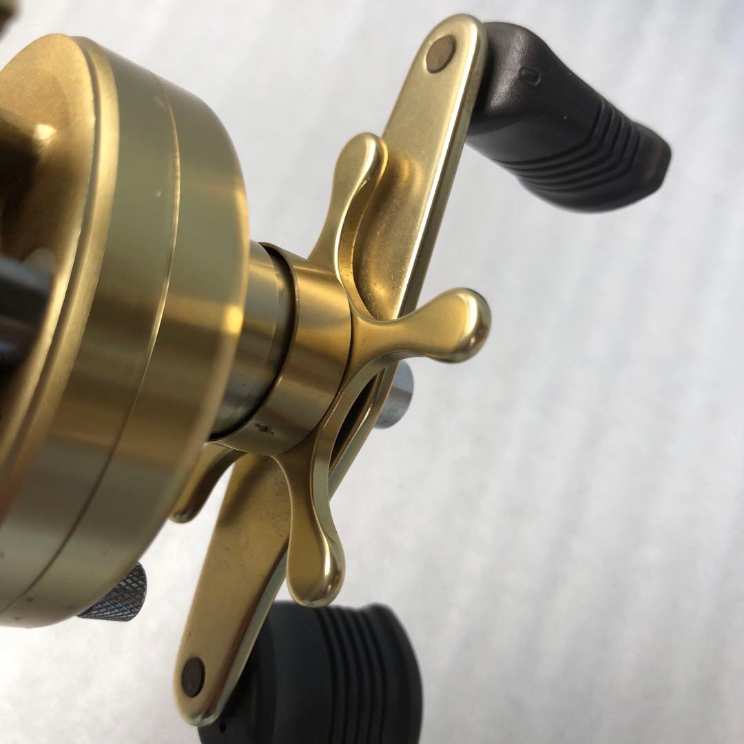 SHIMANO CALCUTTA 50X ベイトリール