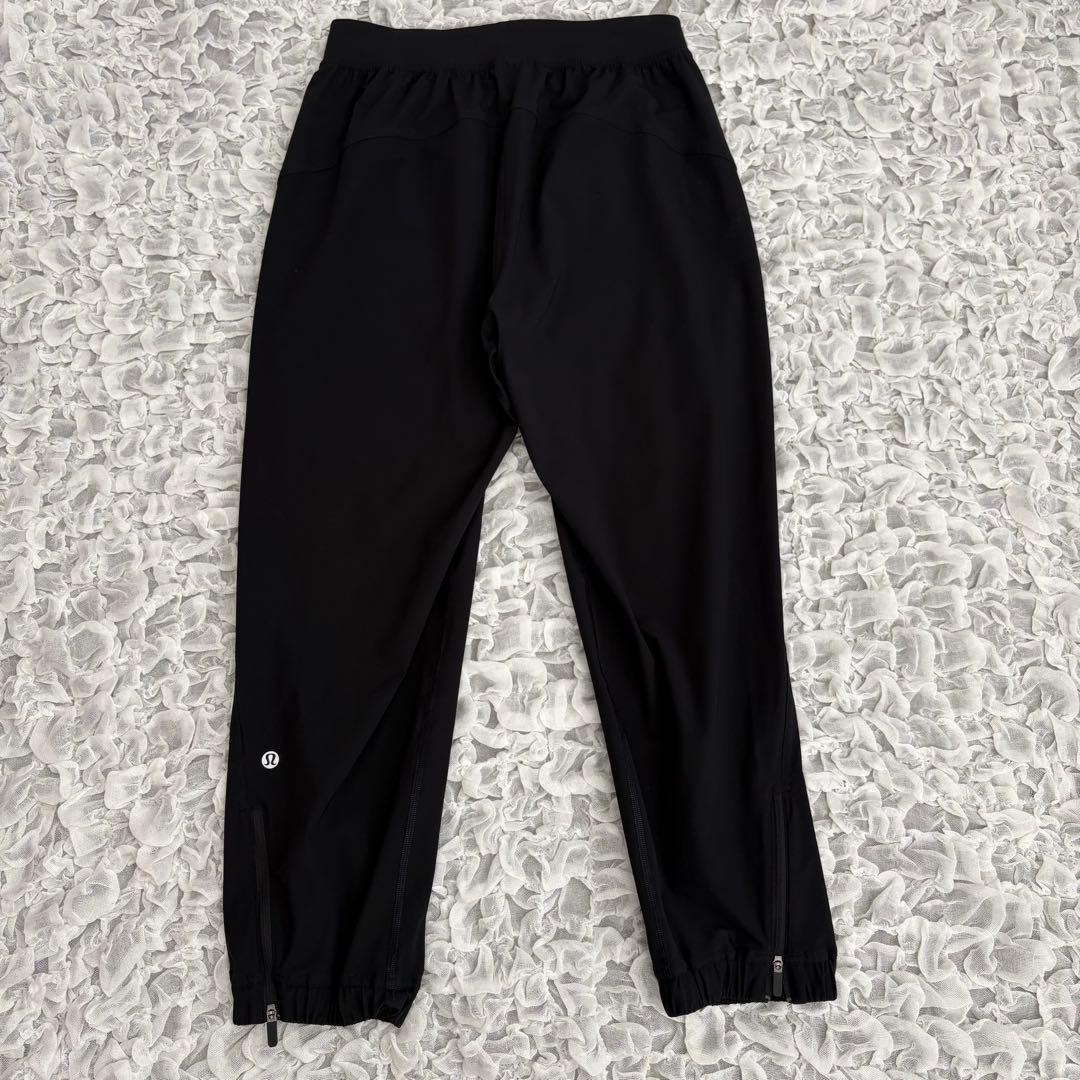 ルルレモン　クロップ　ジョガー　美品　黒 完売　美品