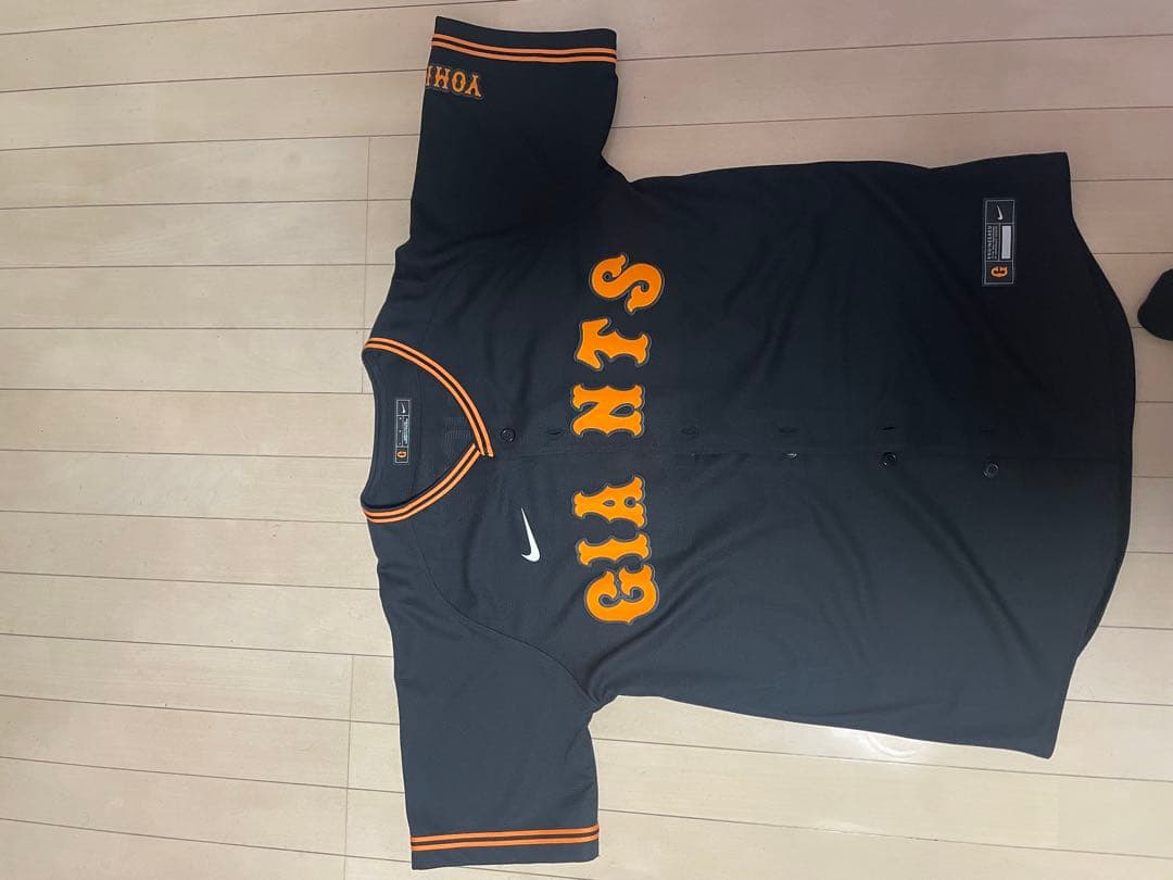 NIKE GIANTS 巨人　ユニフォーム 大勢 15