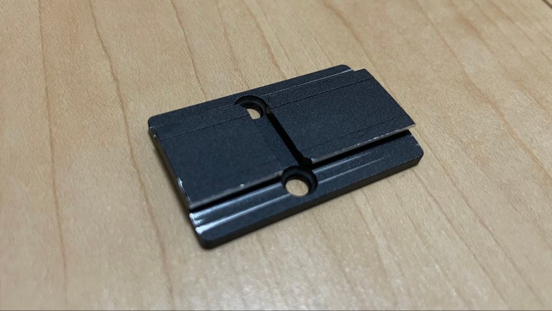 p-2 aimpoint レプリカ　rmrベース用マウント付き