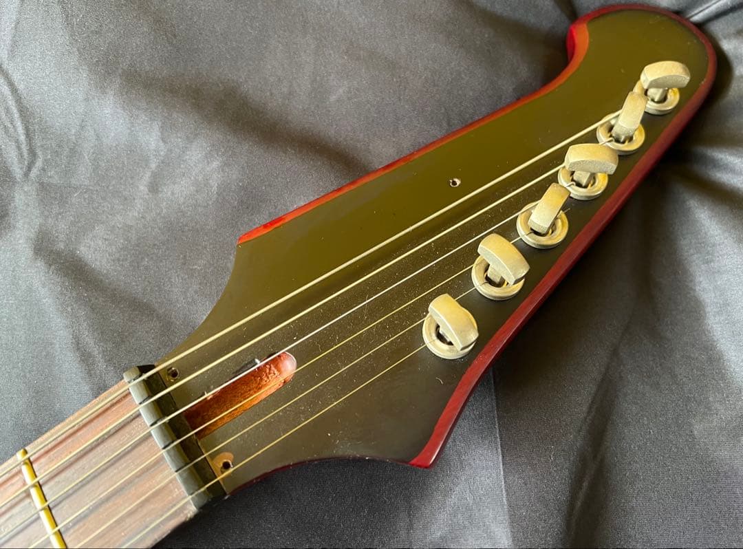 Epiphone Firebird ギアレスチューナーエレキギター　ケース付き