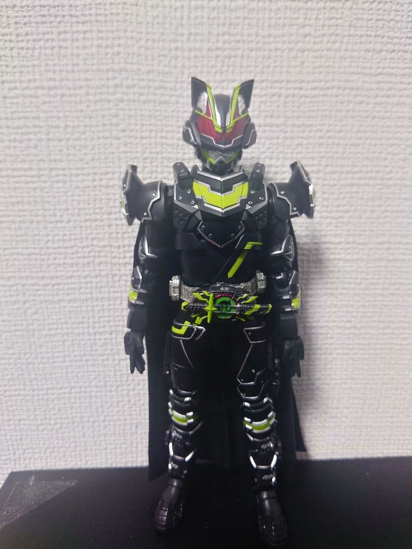 S.H.Figuarts 仮面ライダータイクーン　ブジンソード　開封品