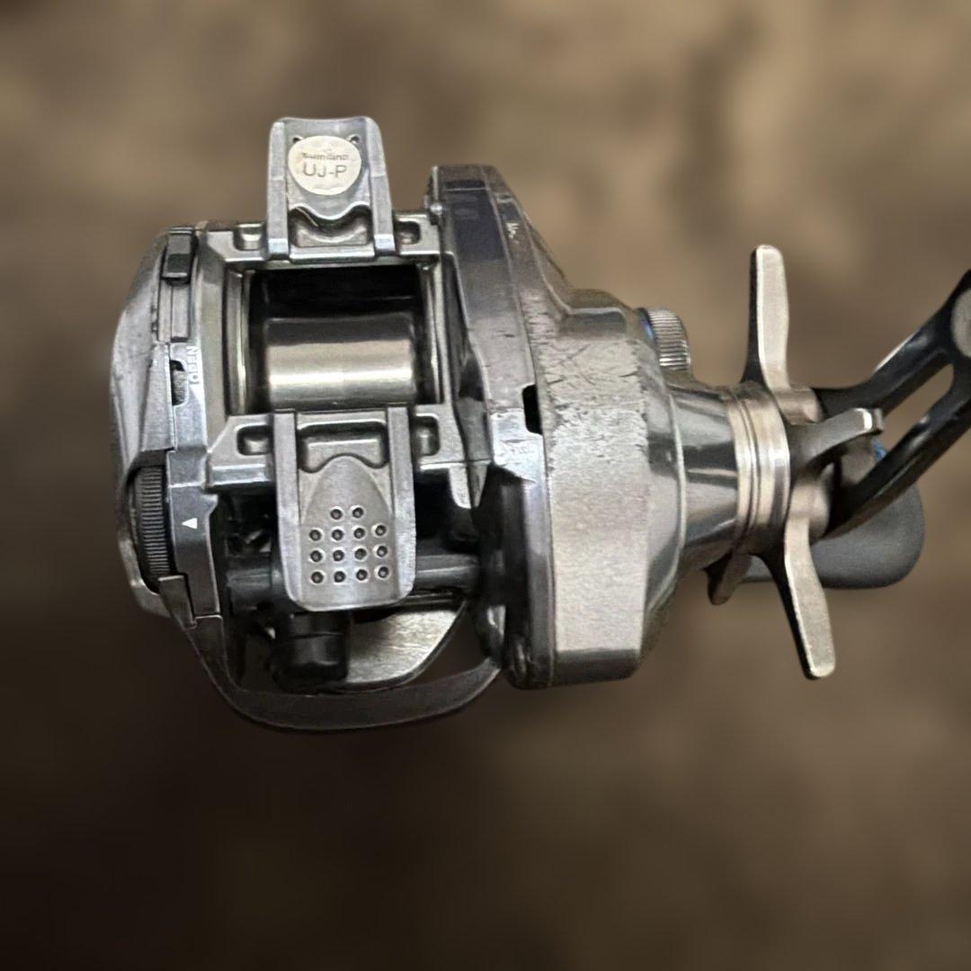 SHIMANO 22 SLX DC XT 70HG 傷あり