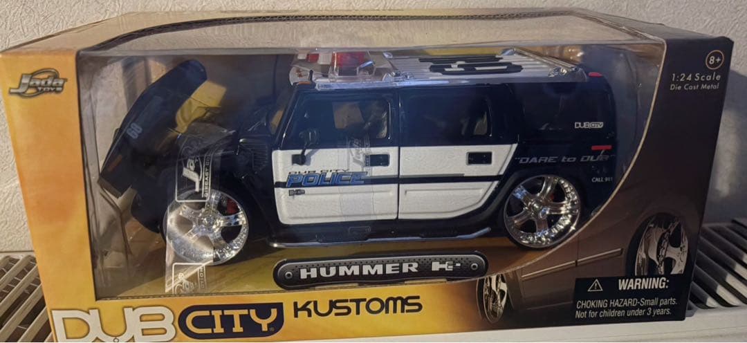 DUB CITY KUSTOMS HUMMER 警察仕様 1:24