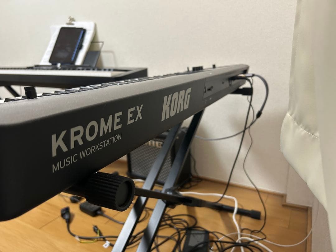 KORG KROME EX 61鍵盤 音楽ワークステーション