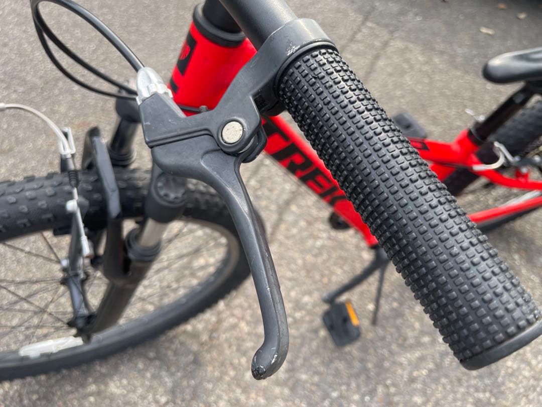 TREK マウンテンバイク　子供用　赤　24インチ PRECALIBER