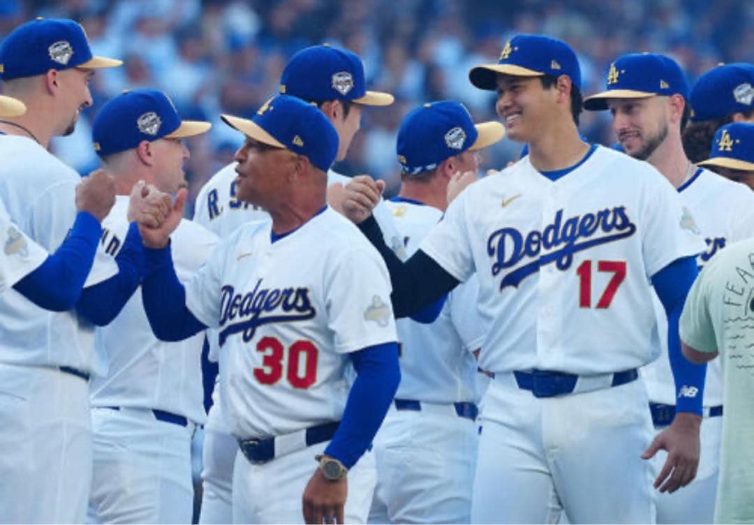 大谷翔平 ドジャース ゴールドコレクション2026 サイズL 新品未開封