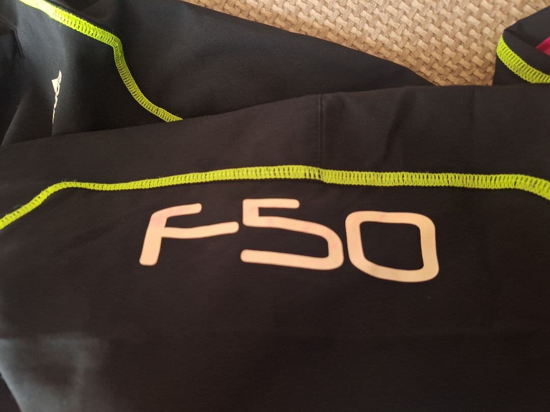 adidas F50 トレーニングウェア ピンク/黒 上下セット