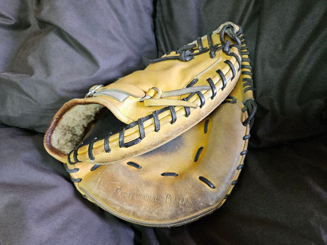 ハイゴールド 軟式グローブ イエロー　キャッチャーミット