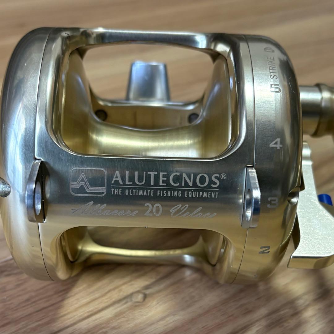 ALUTECNOS Albacore 20 Veloceリール
