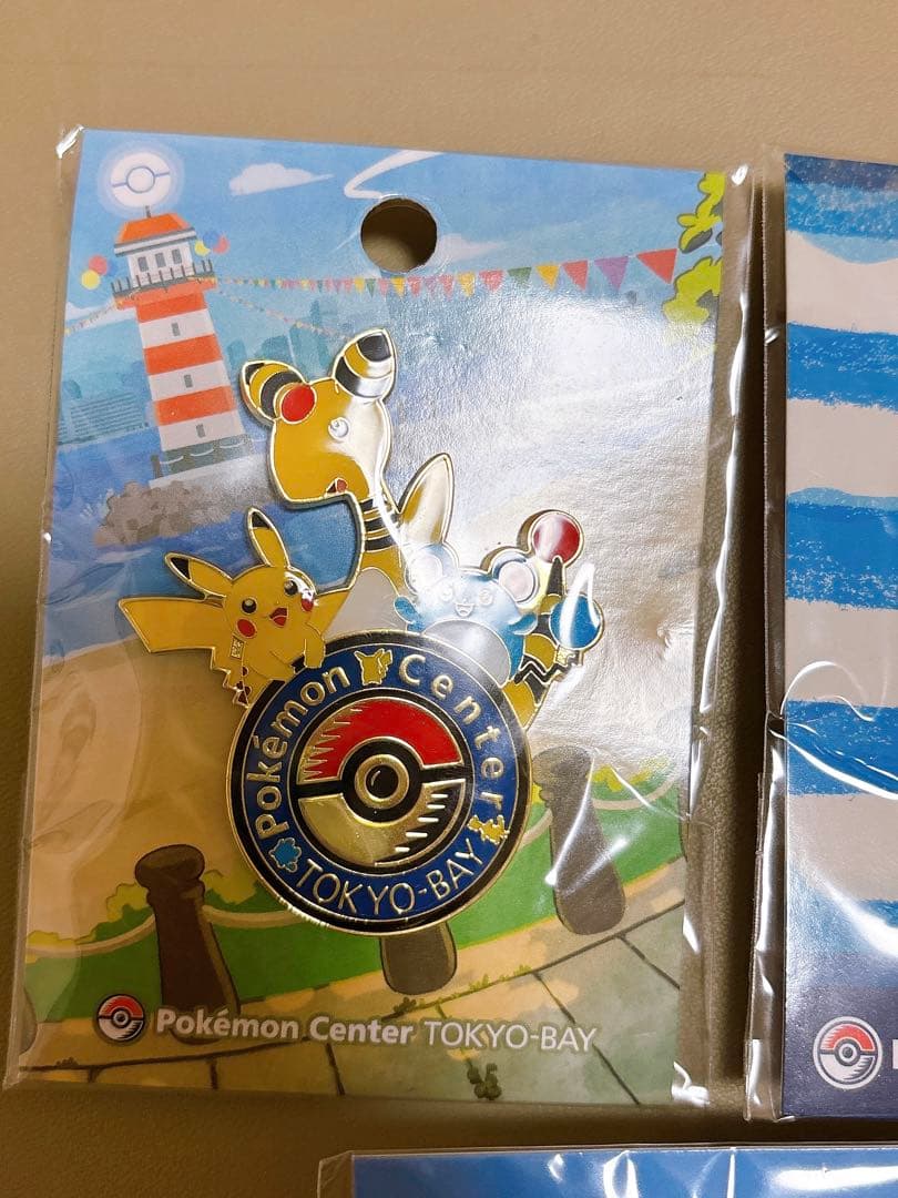 ポケモンセンター　ヨコハマ　日本橋　池袋　限定　ロゴピンズ　ピンバッジ 5個