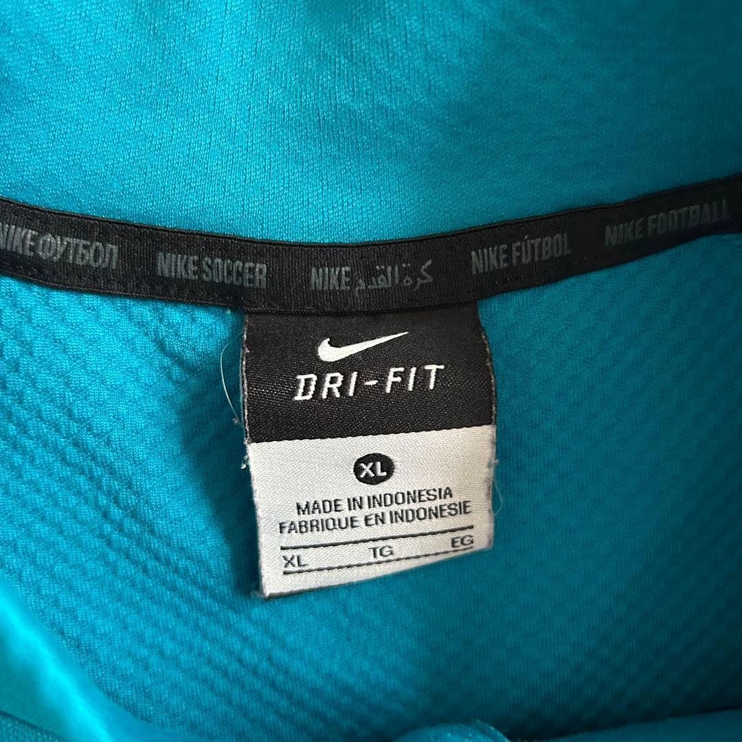 Nike ハーフジップ　上下セット　トレーニングウェア