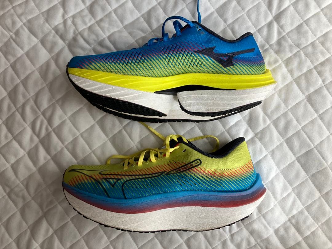 Mizuno ウェーブリベリオンプロ　27㎝