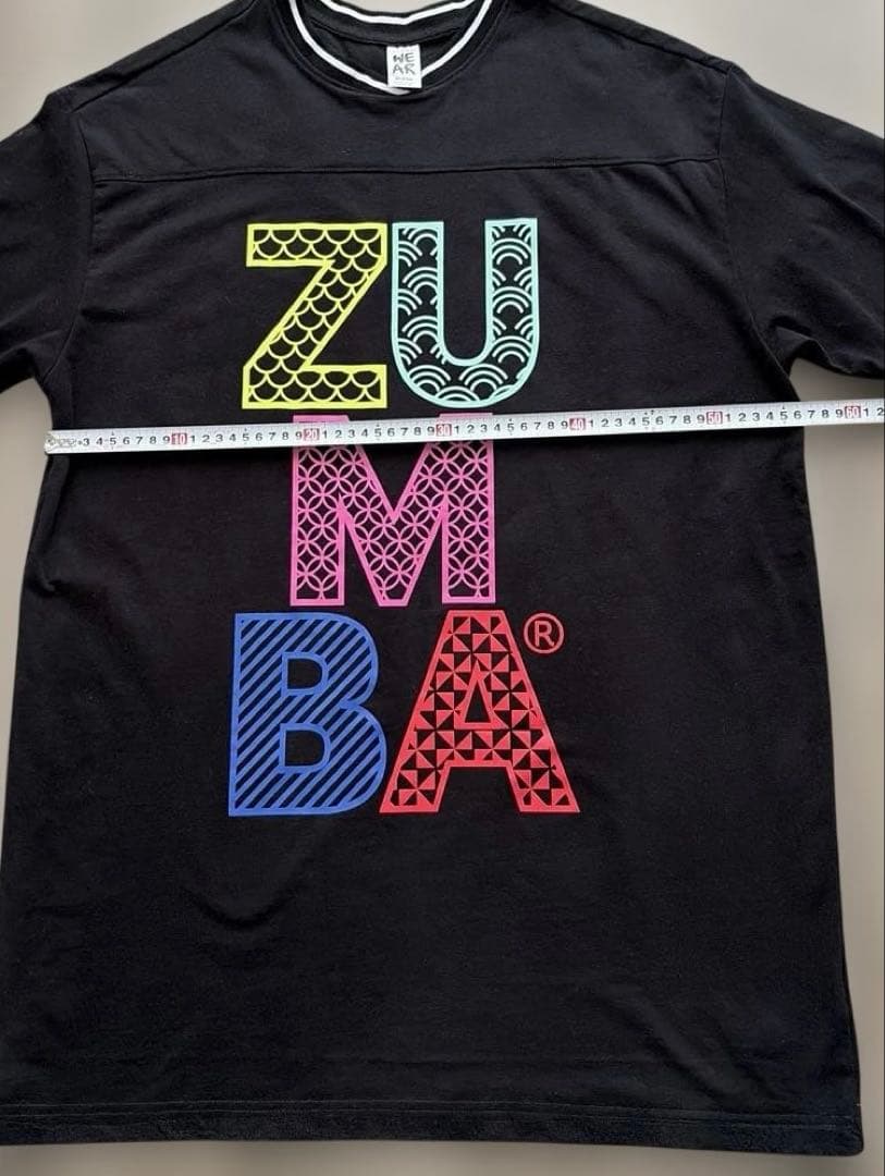 【正規品】ZUMBA カラフルロゴ Tシャツ Mサイズ
